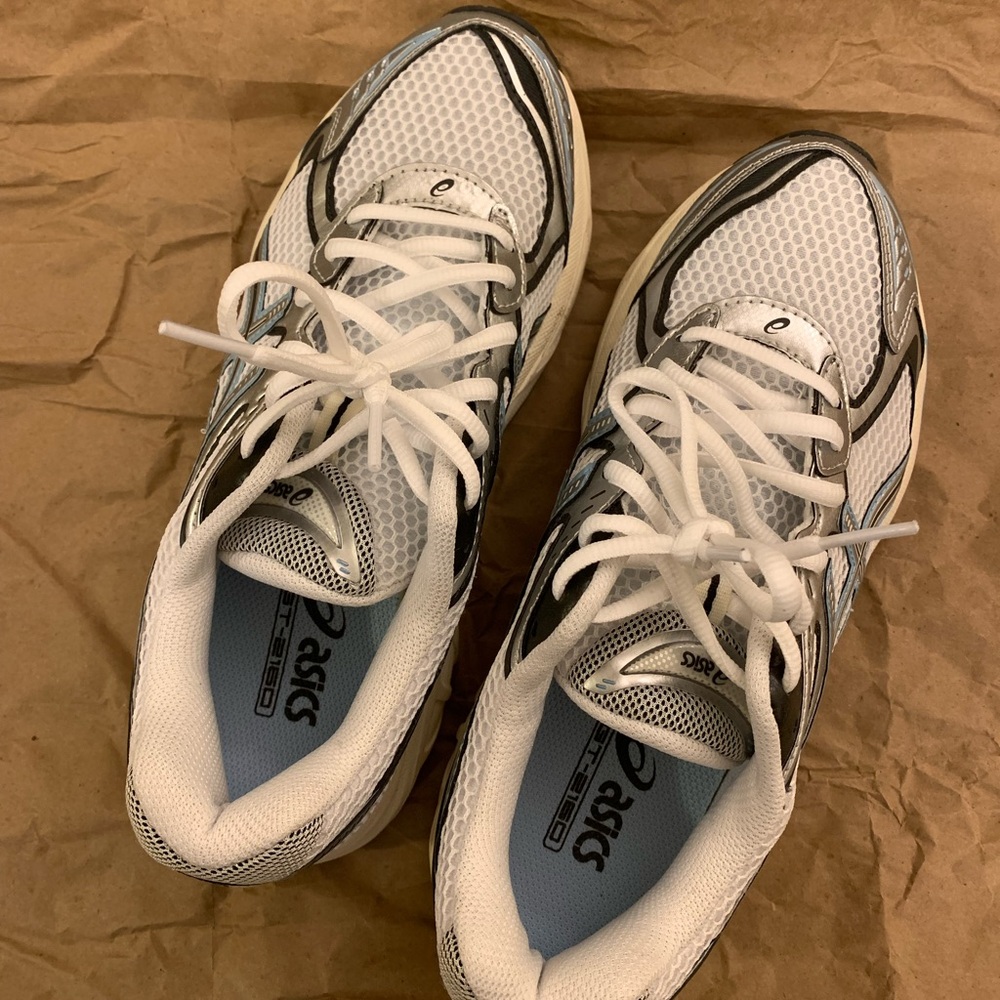 ASICS GT-2160 Women's 7.5 Sneakers